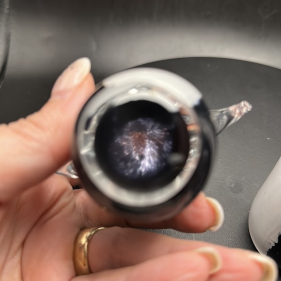 - Vintage Swedish Art Glass Set of Penguins 5.5”x4.5” - Picture 5 of 6